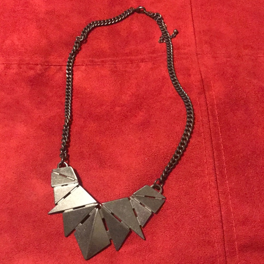 Super cute statement necklace